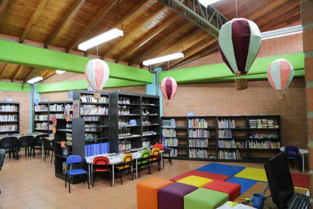 Museos, bibliotecas y librerías abrirán sus puertas de manera